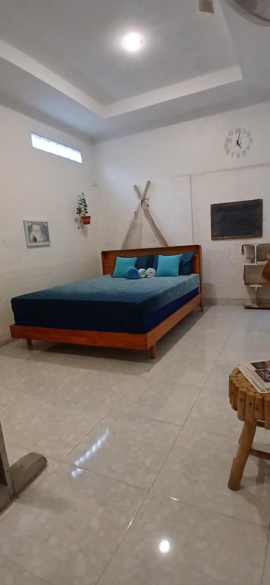 "Nomore" Gallery And Guesthouse Yogyakarta Exterior foto